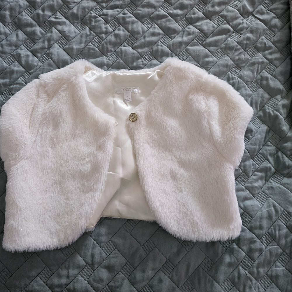 Tahari Kids' Cream Faux Fur Vest Size 7